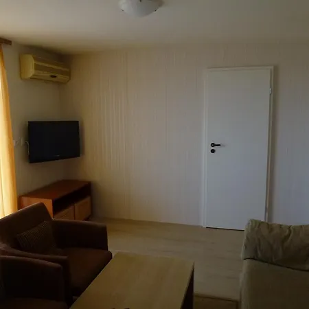 Rainbow 1 - Aparthotel Appartement